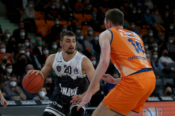 不得不步步 不得不步步